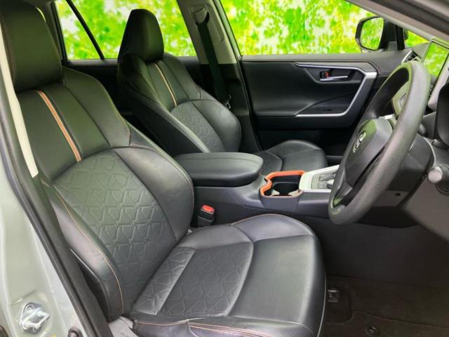 ＲＡＶ４ ４ＷＤアドベンチャー　保証書／純正　９インチ　ＳＤナビ／衝突安全装置／車線逸脱防止支援システム／シート　フルレザー／ヘッドランプ　ＬＥＤ／Ｂｌｕｅｔｏｏｔｈ接続／ＨＤＭＩ接続／ＥＴＣ／ＥＢＤ付ＡＢＳ／横滑り防止装置　４ＷＤ（5枚目）