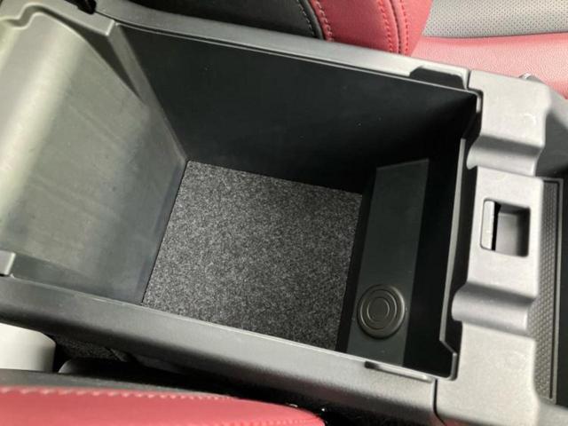 レヴォーグ ４ＷＤ　ＳＴＩスポーツＲ　ＥＸ　サンルーフ／純正エアロ／保証書／純正　ナビ／デジタルインナーミラー／アイサイト／シートヒーター／車線逸脱防止支援システム／シート　合皮／パーキングアシスト　バックガイド／電動バックドア　フルエアロ（17枚目）