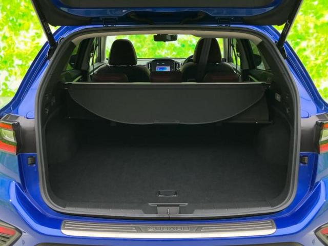 レヴォーグ ４ＷＤ　ＳＴＩスポーツＲ　ＥＸ　サンルーフ／純正エアロ／保証書／純正　ナビ／デジタルインナーミラー／アイサイト／シートヒーター／車線逸脱防止支援システム／シート　合皮／パーキングアシスト　バックガイド／電動バックドア　フルエアロ（20枚目）