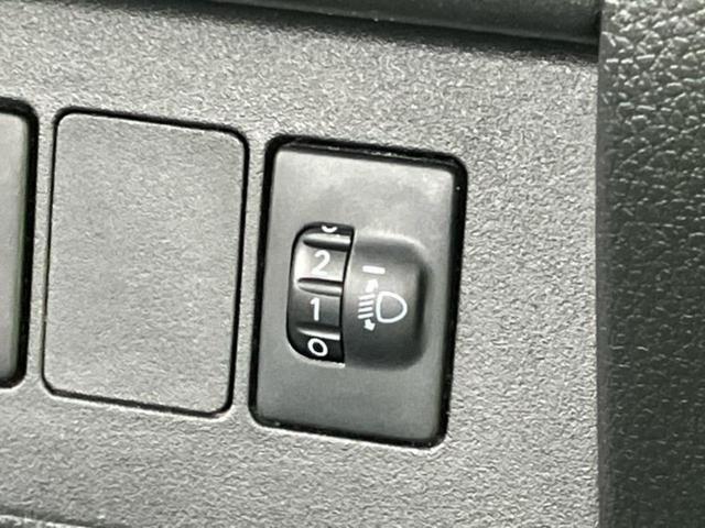 ハイゼットトラック スタンダードSA3t 新品タイヤ/保証書/衝突安全装置/車線逸脱防止支援システム/EBD付ABS/横滑り防止装置/エアバッグ 運転席/パワーステアリング/ワンオーナー/マニュアルエアコン/取扱説明書/アクセサリーソケット(13枚目)