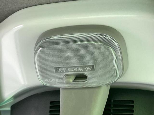 ハイゼットトラック スタンダードSA3t 新品タイヤ/保証書/衝突安全装置/車線逸脱防止支援システム/EBD付ABS/横滑り防止装置/エアバッグ 運転席/パワーステアリング/ワンオーナー/マニュアルエアコン/取扱説明書/アクセサリーソケット(18枚目)