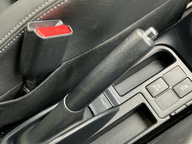 ヴィッツ ＧＲスポーツＧＲ　新品タイヤ／保証書／純正　８インチ　ＳＤナビ／衝突安全装置／車線逸脱防止支援システム／シート　ハーフレザー／パーキングアシスト　バックガイド／ヘッドランプ　ＬＥＤ／Ｂｌｕｅｔｏｏｔｈ接続　バックカメラ（16枚目）