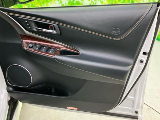 ハリアー プレミアムアドバンスドパッケージ 新品タイヤ/サンルーフ/純正エアロ/JBL/保証書/純正 9インチ SDナビ/衝突安全装置/車線逸脱防止支援システム/シート 合皮/パーキングアシスト バックガイド/電動バックドア フルエアロ ETC(4枚目)