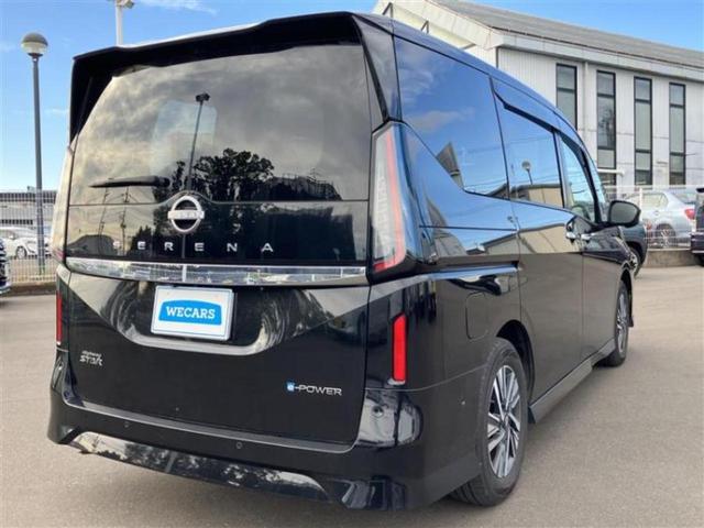 セレナ eパワーハイウェイスターV 新品タイヤ/保証書/純正 ナビ/フリップダウンモニター 純正 11インチ/インテリジェントルームミラー/エマージェンシーブレーキ/両側電動スライドドア/アラウンドビューモニター 衝突被害軽減システム(3枚目)