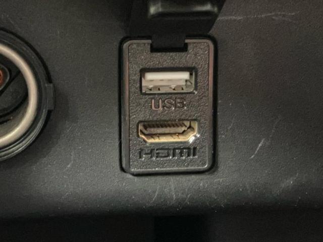 ヴォクシー ４ＷＤ　ＺＳキラメキ　保証書／社外　９インチ　ＳＤナビ／フリップダウンモニター　社外　１０．１インチ／両側電動スライドドア／ヘッドランプ　ＨＩＤ／ＥＴＣ／ＥＢＤ付ＡＢＳ／横滑り防止装置／アイドリングストップ　後席モニター（27枚目）