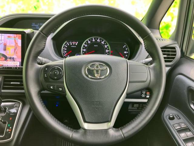 ヴォクシー ４ＷＤ　ＺＳキラメキ　保証書／社外　９インチ　ＳＤナビ／フリップダウンモニター　社外　１０．１インチ／両側電動スライドドア／ヘッドランプ　ＨＩＤ／ＥＴＣ／ＥＢＤ付ＡＢＳ／横滑り防止装置／アイドリングストップ　後席モニター（34枚目）