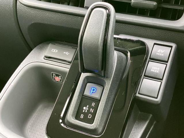 シエンタ ハイブリッドZ 新品タイヤ/保証書/ディスプレイオーディオ+ナビ/トヨタセーフティセンス/両側電動スライドドア/全方位モニター/車線逸脱防止支援システム/パーキングアシスト バックガイド 衝突被害軽減システム ETC(11枚目)