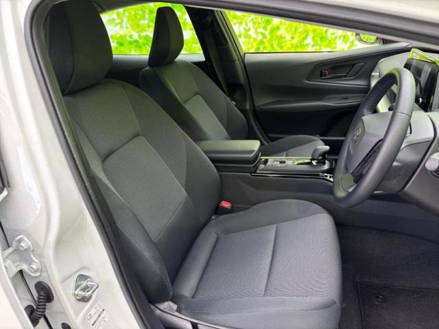 プリウス X 保証書/ディスプレイオーディオ+ナビ8インチ/衝突安全装置/車線逸脱防止支援システム/ヘッドランプ LED/ETC/EBD付ABS/横滑り防止装置/アイドリングストップ 衝突被害軽減システム 禁煙車(5枚目)