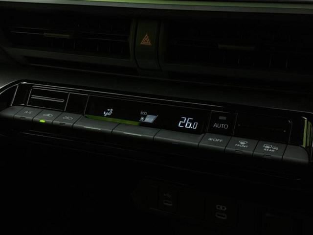 プリウス X 保証書/ディスプレイオーディオ+ナビ8インチ/衝突安全装置/車線逸脱防止支援システム/ヘッドランプ LED/ETC/EBD付ABS/横滑り防止装置/アイドリングストップ 衝突被害軽減システム 禁煙車(12枚目)