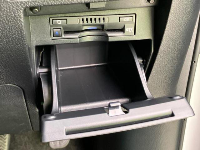 アルファード Ｓタイプゴールド２　保証書／ディスプレイオーディオ８インチ／トヨタセーフティセンス／両側電動スライドドア／車線逸脱防止支援システム／シート　ハーフレザー／電動バックドア／ヘッドランプ　ＬＥＤ　衝突被害軽減システム　ＥＴＣ（32枚目）