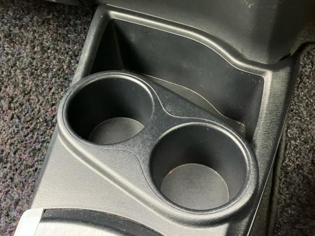 アクア Ｓ　新品タイヤ／保証書／純正　ＳＤナビ／Ｂｌｕｅｔｏｏｔｈ接続／ＥＴＣ／ＥＢＤ付ＡＢＳ／横滑り防止装置／アイドリングストップ／バックモニター／ワンセグＴＶ／エアバッグ　運転席／エアバッグ　助手席（15枚目）