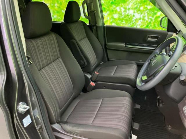 フリード Ｇ　新品タイヤ／保証書／純正　メモリーナビ／電動スライドドア／ヘッドランプ　ＨＩＤ／Ｂｌｕｅｔｏｏｔｈ接続／ＥＴＣ／ＥＢＤ付ＡＢＳ／横滑り防止装置／アイドリングストップ／バックモニター　バックカメラ（5枚目）