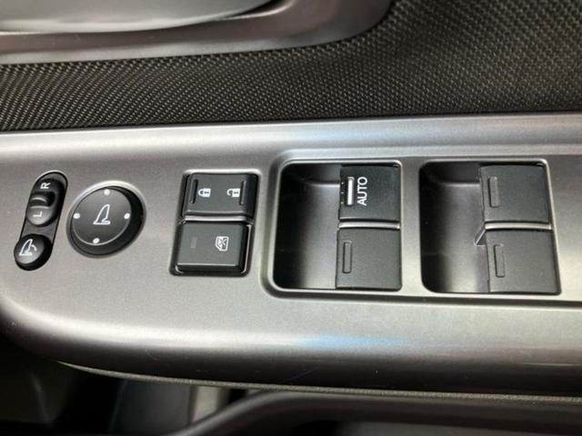 フリード Ｇ　新品タイヤ／保証書／純正　メモリーナビ／電動スライドドア／ヘッドランプ　ＨＩＤ／Ｂｌｕｅｔｏｏｔｈ接続／ＥＴＣ／ＥＢＤ付ＡＢＳ／横滑り防止装置／アイドリングストップ／バックモニター　バックカメラ（26枚目）