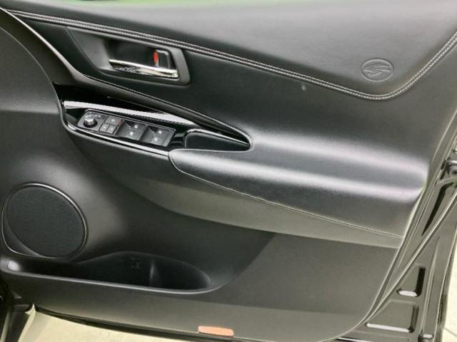 ハリアー プレミアムスタイルノアール 新品タイヤ/サンルーフ/保証書/純正 9インチ SDナビ/トヨタセーフティセンス/車線逸脱防止支援システム/シート ハーフレザー/電動バックドア/ドライブレコーダー 純正/ヘッドランプ LED ETC(25枚目)