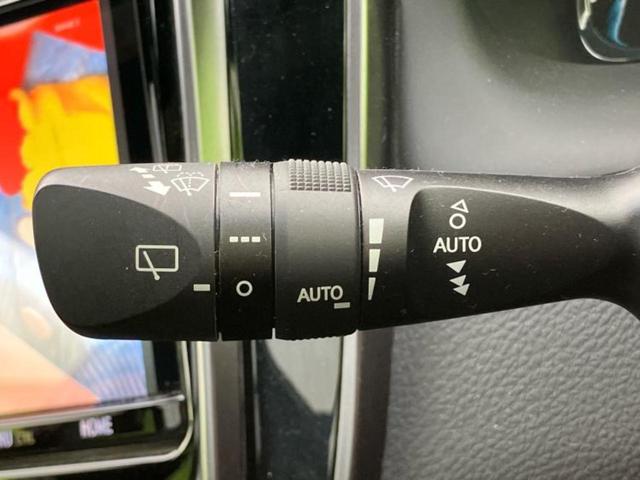 ハリアー プレミアムスタイルノアール 新品タイヤ/サンルーフ/保証書/純正 9インチ SDナビ/トヨタセーフティセンス/車線逸脱防止支援システム/シート ハーフレザー/電動バックドア/ドライブレコーダー 純正/ヘッドランプ LED ETC(28枚目)