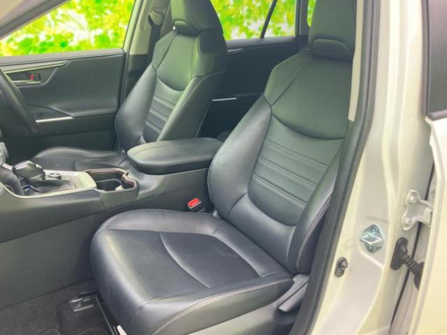 RAV4 4WDハイブリッドG 純正エアロ/保証書/純正 9インチ SDナビ/トヨタセーフティセンス/シートヒーター 前席/車線逸脱防止支援システム/シート 合皮/電動バックドア/ドライブレコーダー 社外/ヘッドランプ LED(19枚目)
