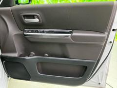 「この車の写真をもっと見たい」「状態が気になる」「この装備はついている？」どんな小さな疑問でもお気軽にお問い合わせください！ 4