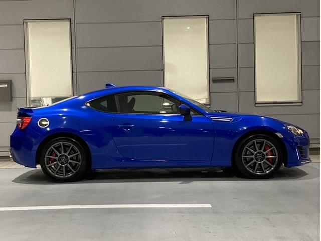 ＢＲＺ ＧＴ　６ＡＴ　ブレンボブレーキ　トランクスポイラー　ナビ　１年間走行距離無制限保証　ケンウッド７インチナビ　ＥＴＣ２．０　バックカメラ　１オーナー　リヤフォグランプ　フットランプ　ＬＥＤアクセサリーライナー　シートヒーター　プッシュスタート　スマートキー（14枚目）