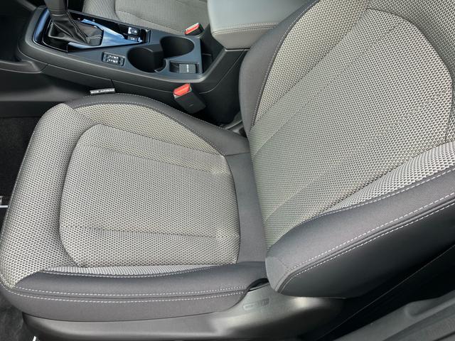 クロストレック プレミアムＳ：ＨＥＶ　元社用車　新世代アイサイト　ＬＥＤヘッドライト　ワンオーナー　運・助手席パワーシート　シートヒーター　ルーフレール　ＥＴＣ２．０　ドラレコ　全方位カメラ　運・助・サイド・カーテン・歩行者エアバック（24枚目）