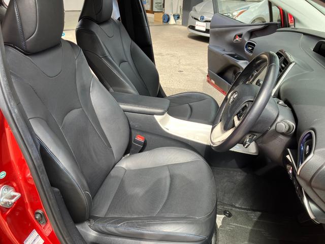 プリウス Ａプレミアム　ツーリングセレクション　ドライブレコーダー　ＥＴＣ　クリアランスソナー　レーンアシスト　オートクルーズコントロール　パークアシスト　衝突被害軽減システム　バックカメラ　ナビ　ＴＶ　アルミホイール　オートマチックハイビーム（34枚目）