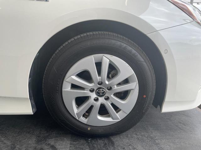 プリウス Sセーフティプラス ナビ ETC Bモニター ドラレコ 衝突回避システム PKSB レーンキープ 衝突安全ボディ Aライト LEDライト オートマハイビーム クルコン イモビライザー 横滑り防止機能 PW オ-トエアコン(24枚目)