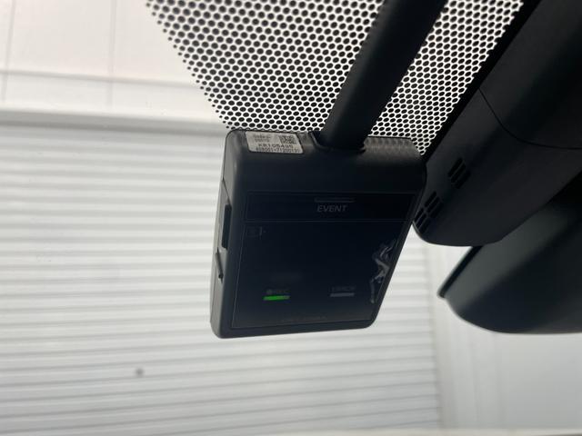 プリウス Sツーリングセレクション ナビ ETC Bモニター ドラレコ レーンキープA AHB シートH エアバック アイスト LEDヘッド イモビ オートクルーズ 横滑り防止 Aライト 助手席エアバック ABS フルオートエアコン(9枚目)