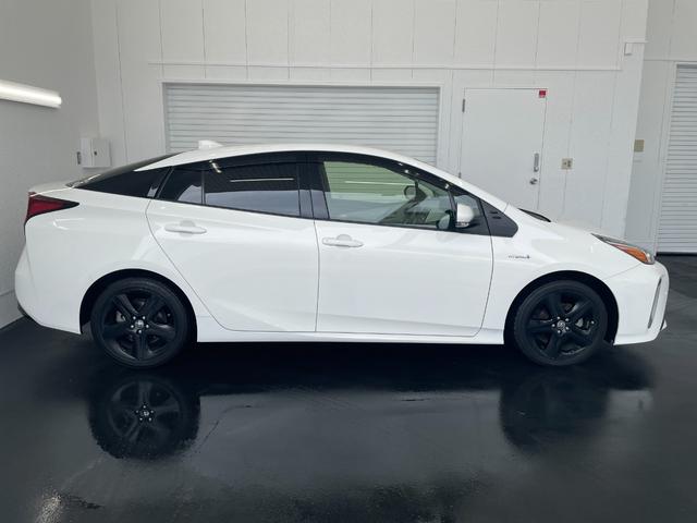 プリウス Sツーリングセレクション ナビ ETC Bモニター ドラレコ レーンキープA AHB シートH エアバック アイスト LEDヘッド イモビ オートクルーズ 横滑り防止 Aライト 助手席エアバック ABS フルオートエアコン(16枚目)