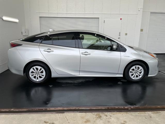 プリウス S ナビ ETC Bモニター 衝突回避システム PKSB レーンキープ 衝突安全ボディ Aライト LEDライト オートマチックハイビーム クルコン イモビライザー 横滑り防止機能 PW オ-トエアコン(16枚目)