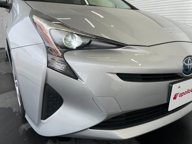 プリウス S ナビ ETC Bモニター 衝突回避システム PKSB レーンキープ 衝突安全ボディ Aライト LEDライト オートマチックハイビーム クルコン イモビライザー 横滑り防止機能 PW オ-トエアコン(17枚目)