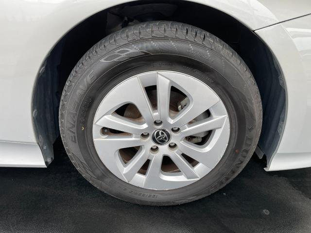 プリウス S ナビ ETC Bモニター 衝突回避システム PKSB レーンキープ 衝突安全ボディ Aライト LEDライト オートマチックハイビーム クルコン イモビライザー 横滑り防止機能 PW オ-トエアコン(23枚目)