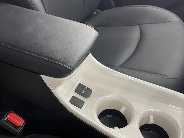 プリウス Aツーリングセレクション ナビ ETC Bモニター ドラレコ Cソナー シートH Pアシスト ATハイビーム レーンキープ イモビライザー クルコン LEDヘッドライト 横滑り防止機能 キーフリ AAC ABS 衝突安全ボディ(40枚目)