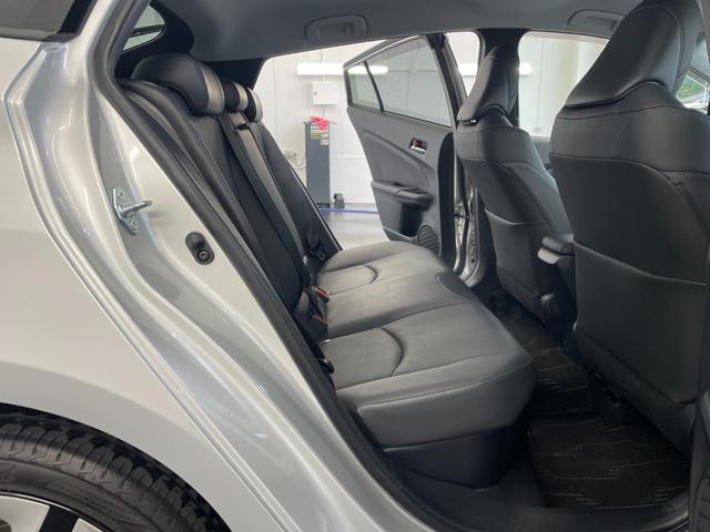 プリウス Aツーリングセレクション ナビ ETC Bモニター ドラレコ Cソナー シートH Pアシスト ATハイビーム レーンキープ イモビライザー クルコン LEDヘッドライト 横滑り防止機能 キーフリ AAC ABS 衝突安全ボディ(45枚目)