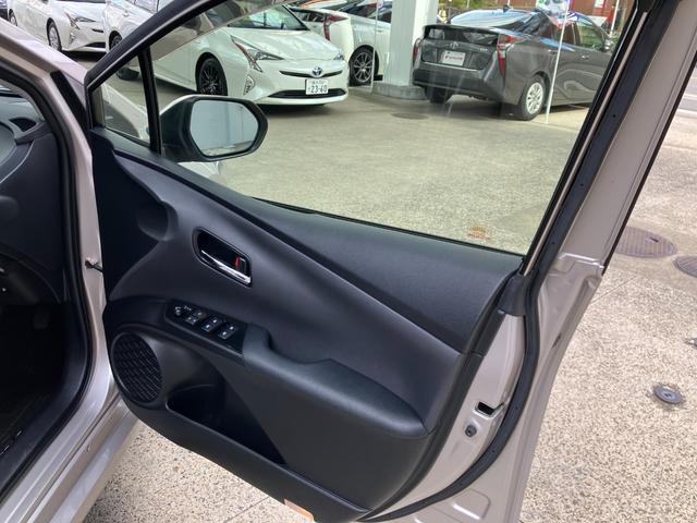 プリウス Ｓセーフティプラス　ナビ　ＥＴＣ　Ｂカメラ　クリアランスソナー　レーンアシスト　オートクルーズコントロール　パークアシスト　衝突被害軽減システム　アルミホイール　オートマチックハイビーム　オートライト　ＬＥＤヘッドランプ（26枚目）