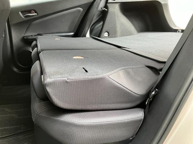 プリウス Ｓセーフティプラス　ナビ　ＥＴＣ　Ｂカメラ　クリアランスソナー　レーンアシスト　オートクルーズコントロール　パークアシスト　衝突被害軽減システム　アルミホイール　オートマチックハイビーム　オートライト　ＬＥＤヘッドランプ（51枚目）