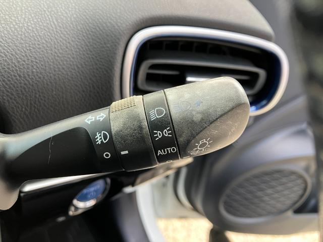 プリウス Ｓツーリングセレクション　ナビ　ＥＴＣ　バックカメラ　ナビ　ＴＶ　アルミホイール　オートライト　ＬＥＤヘッドランプ　ＣＶＴ　シートヒーター　スマートキー　アイドリングストップ　電動格納ミラー　盗難防止システム　ＣＤ　ＵＳＢ（32枚目）