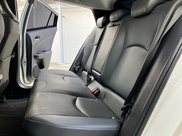 プリウス Ｓツーリングセレクション　ナビ　ＥＴＣ　バックカメラ　ナビ　ＴＶ　アルミホイール　オートライト　ＬＥＤヘッドランプ　ＣＶＴ　シートヒーター　スマートキー　アイドリングストップ　電動格納ミラー　盗難防止システム　ＣＤ　ＵＳＢ（47枚目）