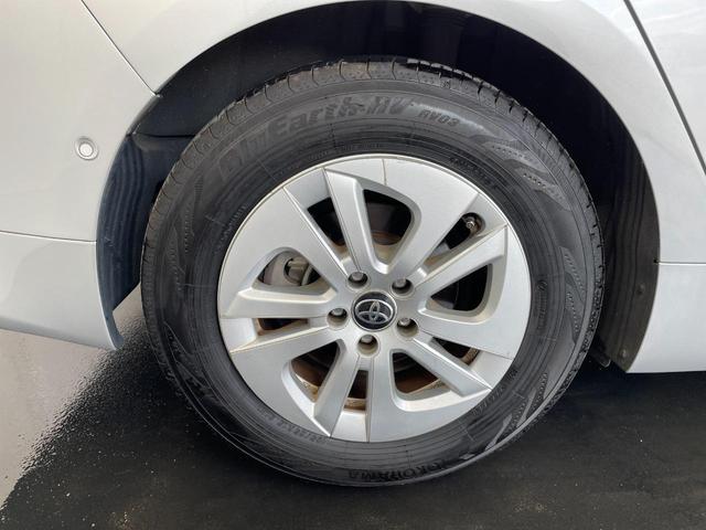 プリウス Ｓセーフティプラス　ナビ　Ｂモニター　ＥＴＣ　ドラレコ　衝突回避システム　衝突安全ボディ　Ａライト　ＬＥＤライト　オートマチックハイビーム　クルコン　イモビライザー　横滑り防止機能　ＰＷ　カーテンエアバッグ　ＡＢＳ（25枚目）