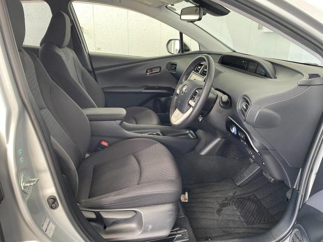 プリウス Ｓセーフティプラス　ナビ　Ｂモニター　ＥＴＣ　ドラレコ　衝突回避システム　衝突安全ボディ　Ａライト　ＬＥＤライト　オートマチックハイビーム　クルコン　イモビライザー　横滑り防止機能　ＰＷ　カーテンエアバッグ　ＡＢＳ（26枚目）