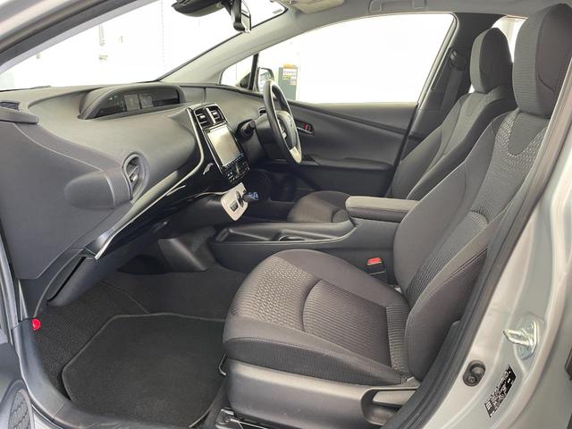 プリウス Ｓセーフティプラス　ナビ　Ｂモニター　ＥＴＣ　ドラレコ　衝突回避システム　衝突安全ボディ　Ａライト　ＬＥＤライト　オートマチックハイビーム　クルコン　イモビライザー　横滑り防止機能　ＰＷ　カーテンエアバッグ　ＡＢＳ（27枚目）