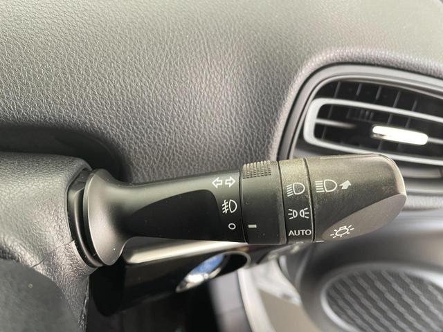 プリウス Ｓセーフティプラス　ナビ　Ｂモニター　ＥＴＣ　ドラレコ　衝突回避システム　衝突安全ボディ　Ａライト　ＬＥＤライト　オートマチックハイビーム　クルコン　イモビライザー　横滑り防止機能　ＰＷ　カーテンエアバッグ　ＡＢＳ（32枚目）