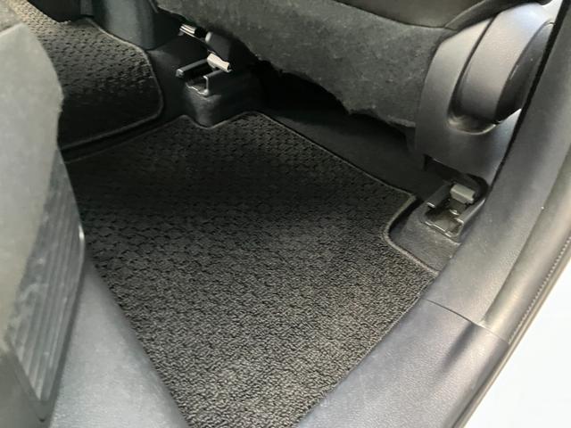 プリウス Ｓ　ドライブレコーダー　ＥＴＣ　バックカメラ　クリアランスソナー　オートクルーズコントロール　レーンアシスト　衝突被害軽減システム　アルミホイール　オートマチックハイビーム　オートライト（28枚目）