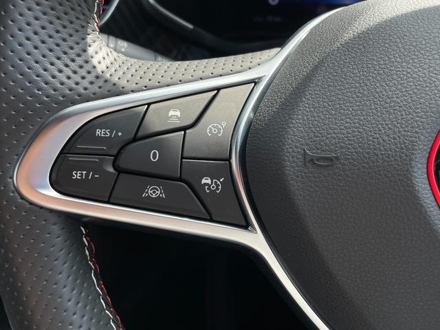 アルカナ ルノー　スポール　ラインＥ－テックハイブリッド　ワンオーナー　純正ディスプレイオーディオ　ＡｐｐｌｅＣａｒＰｌａｙ／ＡｎｄｒｏｉｄＡｕｔｏ　３６０°カメラ　ハーフレザーシート　シートヒーター　ハンドルヒーター　ＥＴＣ　ＡＣＣ　ＢＳＭ　レーンキープ（17枚目）