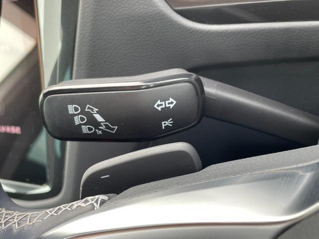 ティグアン ＴＤＩ　４モーション　Ｒライン　純正ナビ　フルセグＴＶ　ＣＤ／ＤＶＤ再生　Ｂｌｕｅｔｏｏｔｈ接続　レザーシート　前席シートヒーター　Ｄ席電動パワーシート　アダプティブクルーズコントロール　ブラインドスポットモニター　レーンキープ（24枚目）