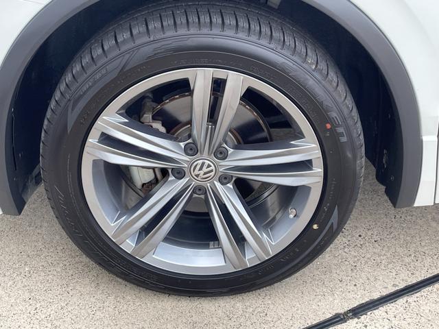 ティグアン ＴＤＩ　４モーション　Ｒライン　純正ナビ　フルセグＴＶ　ＣＤ／ＤＶＤ再生　Ｂｌｕｅｔｏｏｔｈ接続　レザーシート　前席シートヒーター　Ｄ席電動パワーシート　アダプティブクルーズコントロール　ブラインドスポットモニター　レーンキープ（64枚目）