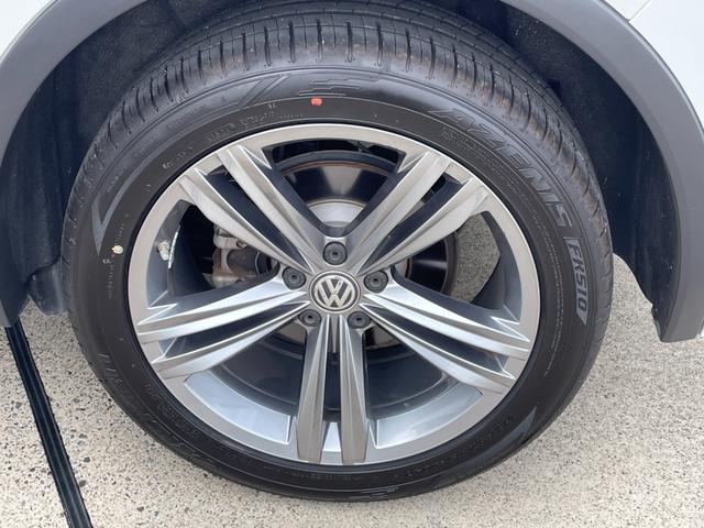 ティグアン ＴＤＩ　４モーション　Ｒライン　純正ナビ　フルセグＴＶ　ＣＤ／ＤＶＤ再生　Ｂｌｕｅｔｏｏｔｈ接続　レザーシート　前席シートヒーター　Ｄ席電動パワーシート　アダプティブクルーズコントロール　ブラインドスポットモニター　レーンキープ（65枚目）