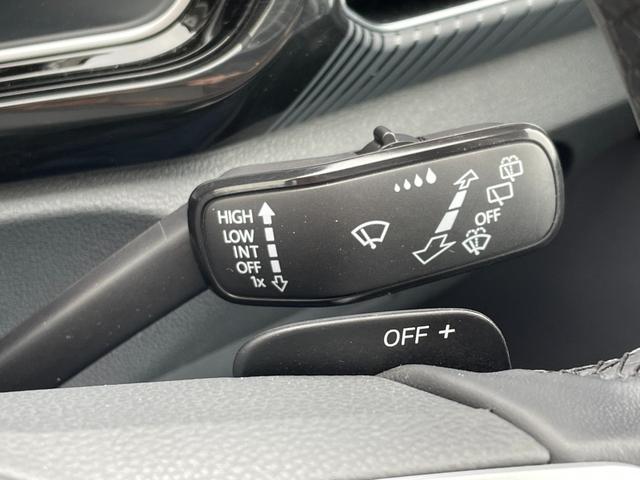 Ｔ－クロス ＴＳＩ　１ｓｔプラス　純正ナビ　フルセグＴＶ　ＣＤ／ＤＶＤ　Ｂｌｕｅｔｏｏｔｈ接続　バックモニター　ＡｐｐｌｅＣａｒＰｌａｙ　ＡｎｄｒｏｉｄＡｕｔｏ　バックモニター　アダプティブクルーズコントロール　ＢＳＭ　レーンキープ（17枚目）