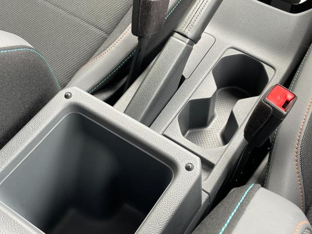Ｔ－クロス ＴＳＩ　１ｓｔプラス　純正ナビ　フルセグＴＶ　ＣＤ／ＤＶＤ　Ｂｌｕｅｔｏｏｔｈ接続　バックモニター　ＡｐｐｌｅＣａｒＰｌａｙ　ＡｎｄｒｏｉｄＡｕｔｏ　バックモニター　アダプティブクルーズコントロール　ＢＳＭ　レーンキープ（27枚目）