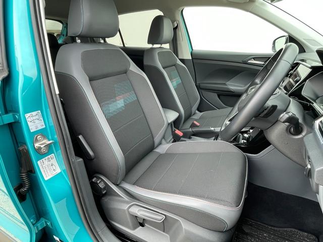 Ｔ－クロス ＴＳＩ　１ｓｔプラス　純正ナビ　フルセグＴＶ　ＣＤ／ＤＶＤ　Ｂｌｕｅｔｏｏｔｈ接続　バックモニター　ＡｐｐｌｅＣａｒＰｌａｙ　ＡｎｄｒｏｉｄＡｕｔｏ　バックモニター　アダプティブクルーズコントロール　ＢＳＭ　レーンキープ（29枚目）