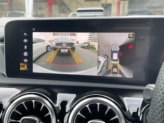 ＣＬＡクラス ＣＬＡ３５　４マチック　純正ナビ　フルセグＴＶ　Ｂｌｕｅｔｏｏｔｈ接続　３６０°カメラ　前後ドライブレコーダー　パノラマルーフ　スマートキー　パドルシフト　ヘッドアップディスプレイ　前席電動パワーシート　シートヒーター（3枚目）