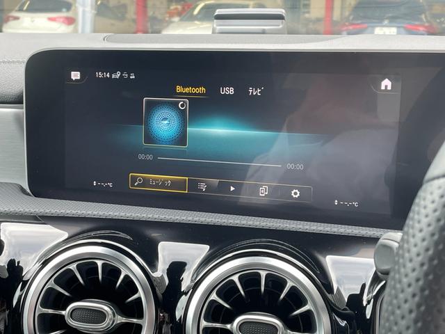 ＣＬＡクラス ＣＬＡ３５　４マチック　純正ナビ　フルセグＴＶ　Ｂｌｕｅｔｏｏｔｈ接続　３６０°カメラ　前後ドライブレコーダー　パノラマルーフ　スマートキー　パドルシフト　ヘッドアップディスプレイ　前席電動パワーシート　シートヒーター（5枚目）